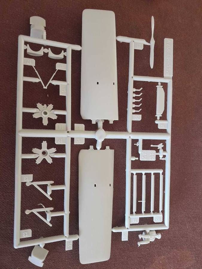 Rare AVIA BH 11 1/50 scale