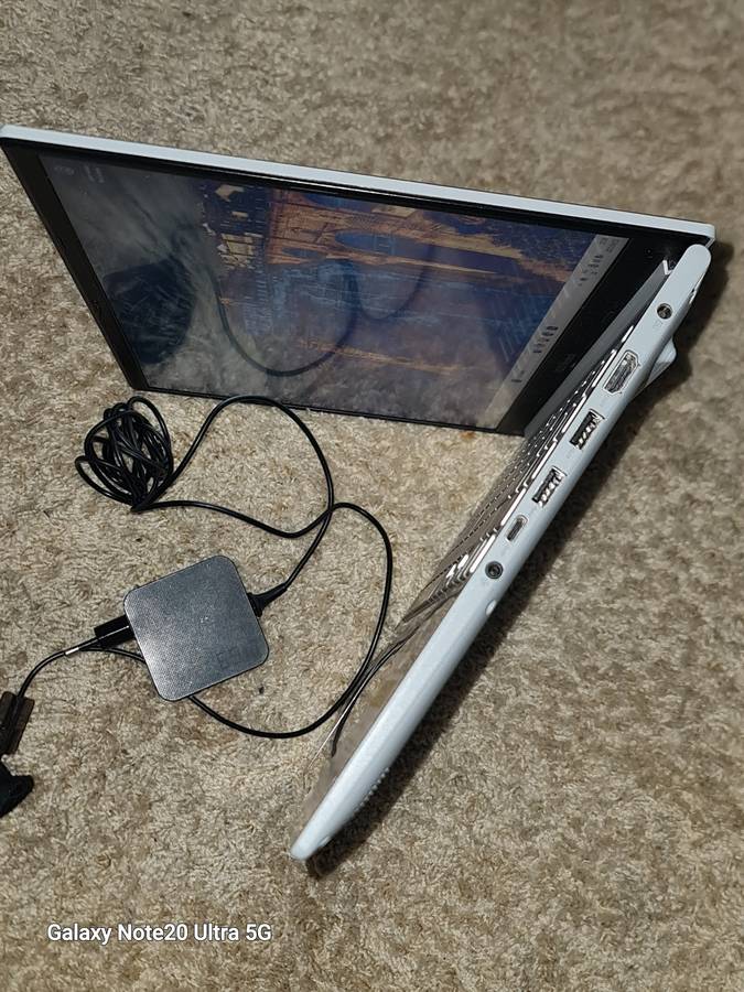 ASUS VIVOBOOK M1502 AMD RYZEN 5 RADEON GRAPHICS 512 NVME 8GIG RAM WINDOWS 11