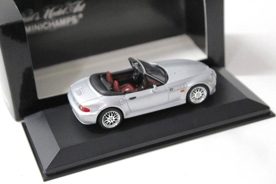 BMW Z3 Roadster 1998 Minichamps Silver 1-43 Boxed