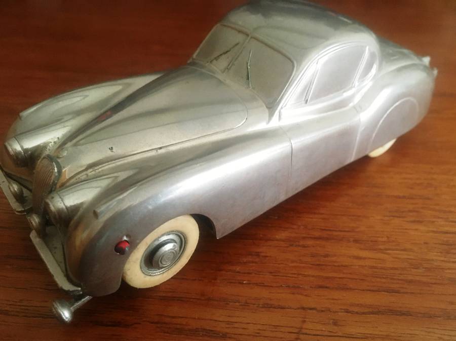 Jaguar XK120 Prameta With Winding Key Lose (Clockwork not working) 1-36 Chrome RARE