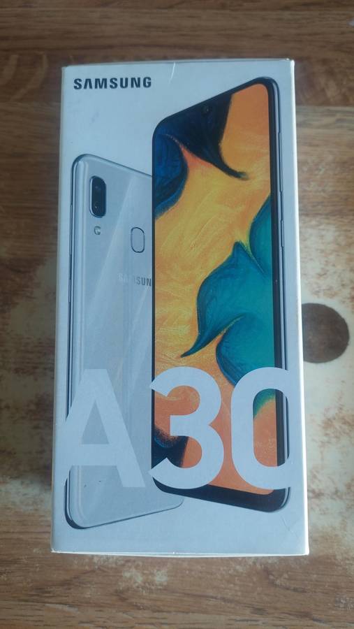 Samsung Galaxy A30