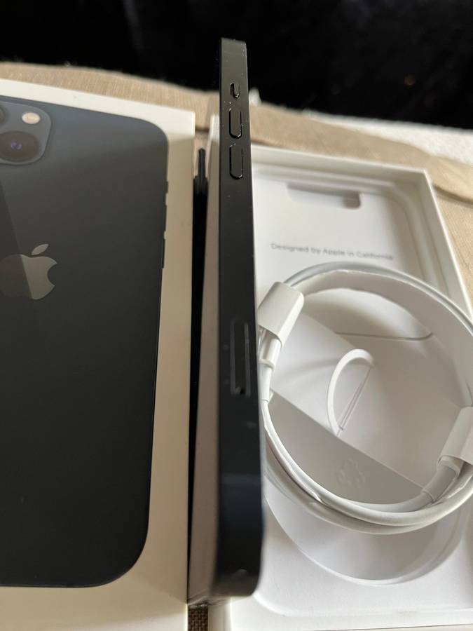 iPhone 13 Midnight Black