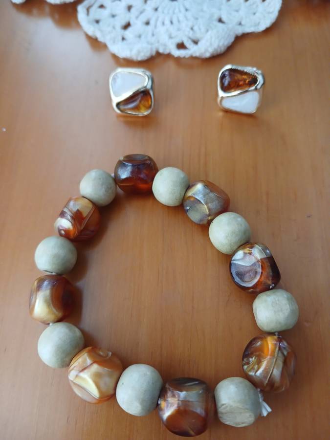 925 Sterling Silver Gold Plated Resin Earrings and Matching Bracelet