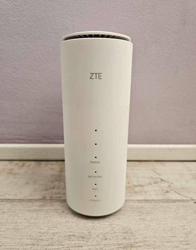 ZTE MC801A  5G  Unlocked to take all networks