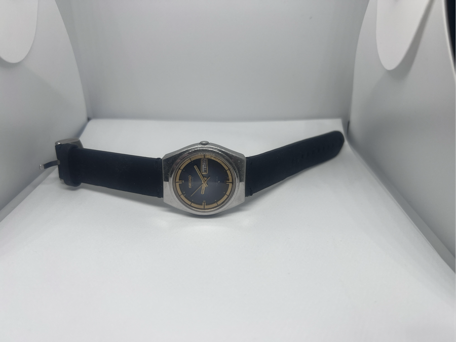 *RARE* Vintage Seiko 38mm Automatic Watch
