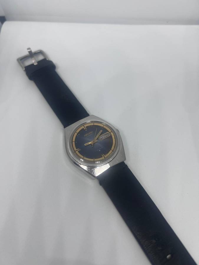 *RARE* Vintage Seiko 38mm Automatic Watch