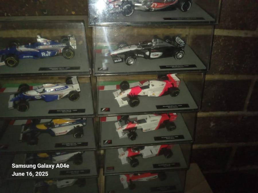 Panini Formula One F1 - The Car Collection 60 Models 1:43  Scale