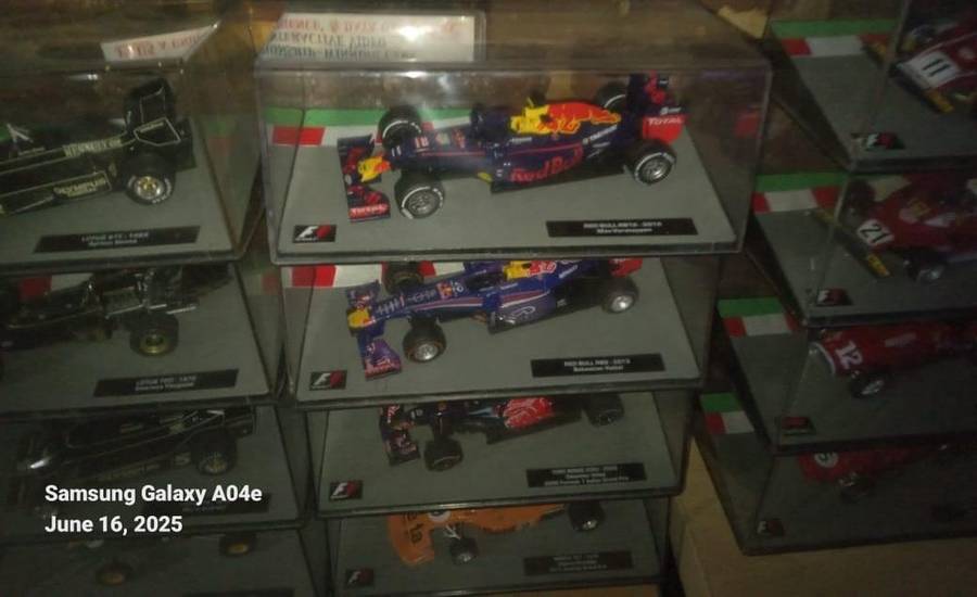 Panini Formula One F1 - The Car Collection 60 Models 1:43  Scale