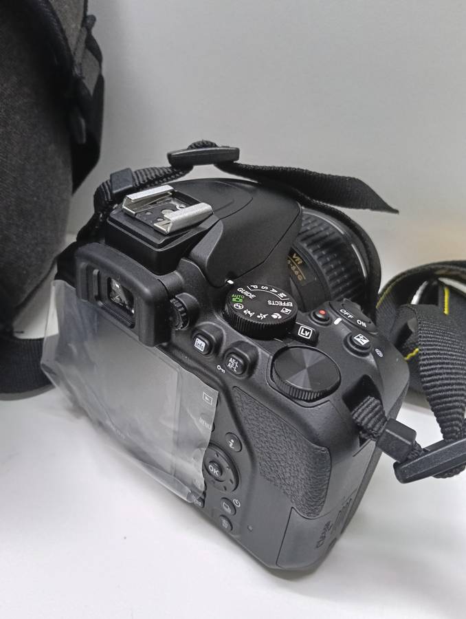 Nikon D3500, 24.2 Mpx Dslr Camera-18-55mm Dx lens