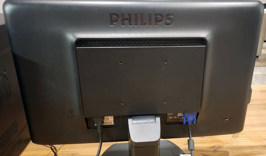 GAMING PC DEAL! i7 + Nvidia Graphics + 24 Monitor