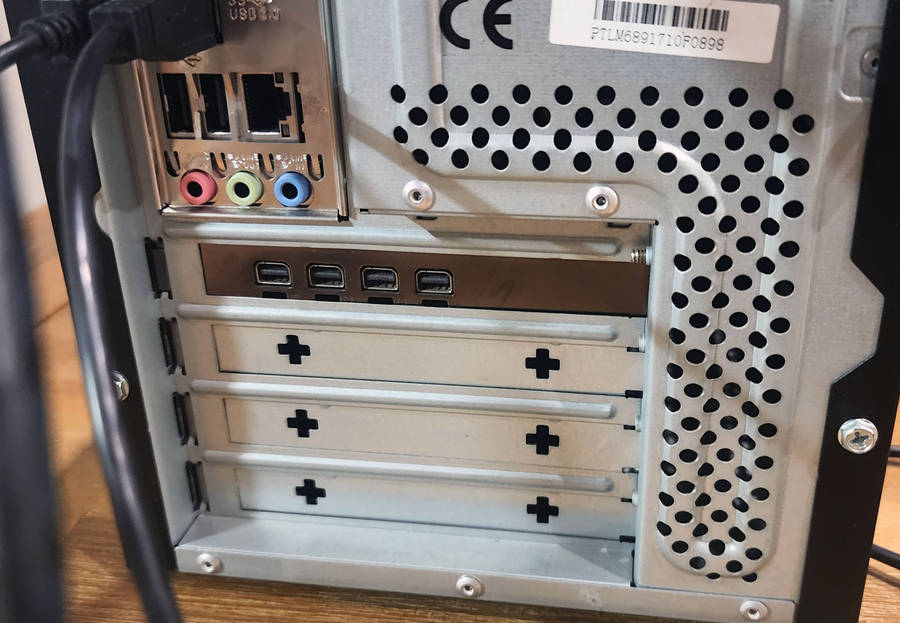 GAMING PC DEAL! i7 + Nvidia Graphics + 24 Monitor