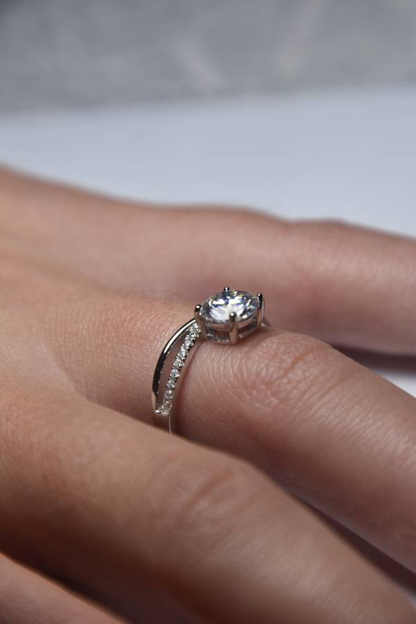 Unique Shape Sterling Silver Ring With Certificate of Authenticity