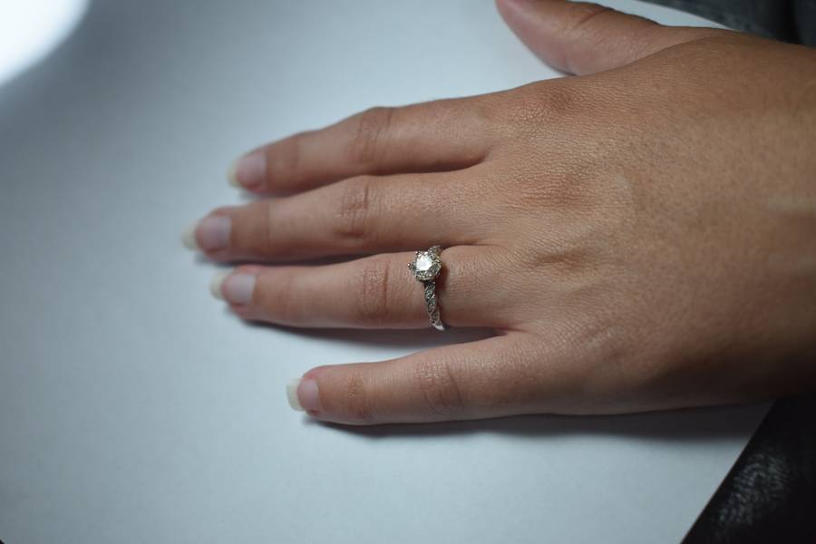 ENGAGEMENT RING!!! With Certificate Of Authenticity