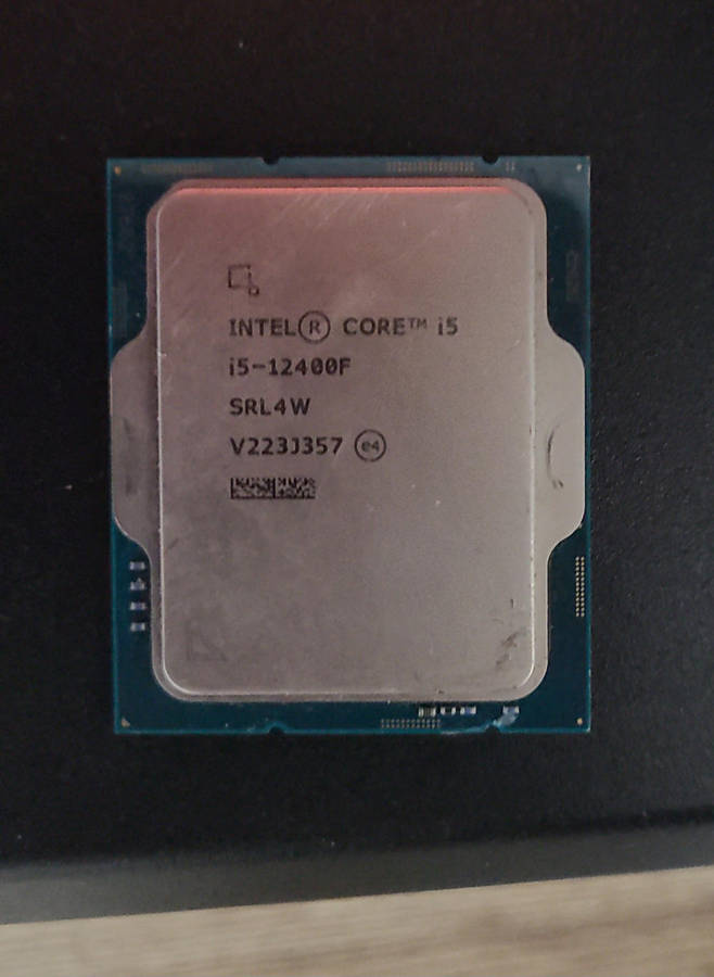 Intel Core i5-12400F