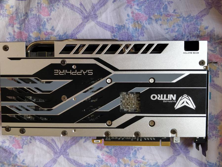 Sapphire Nitro + Radeon RX 570 8GB