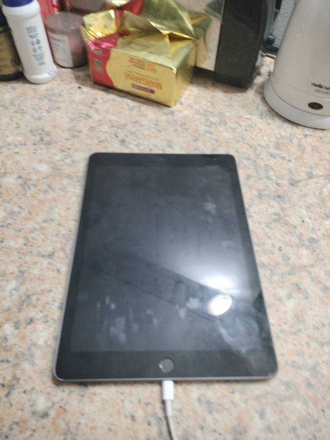 iPad WiFi 6th Gen