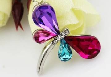 Crystal dragonfly Pendant Necklace Necklace  Fashion Jewelry 