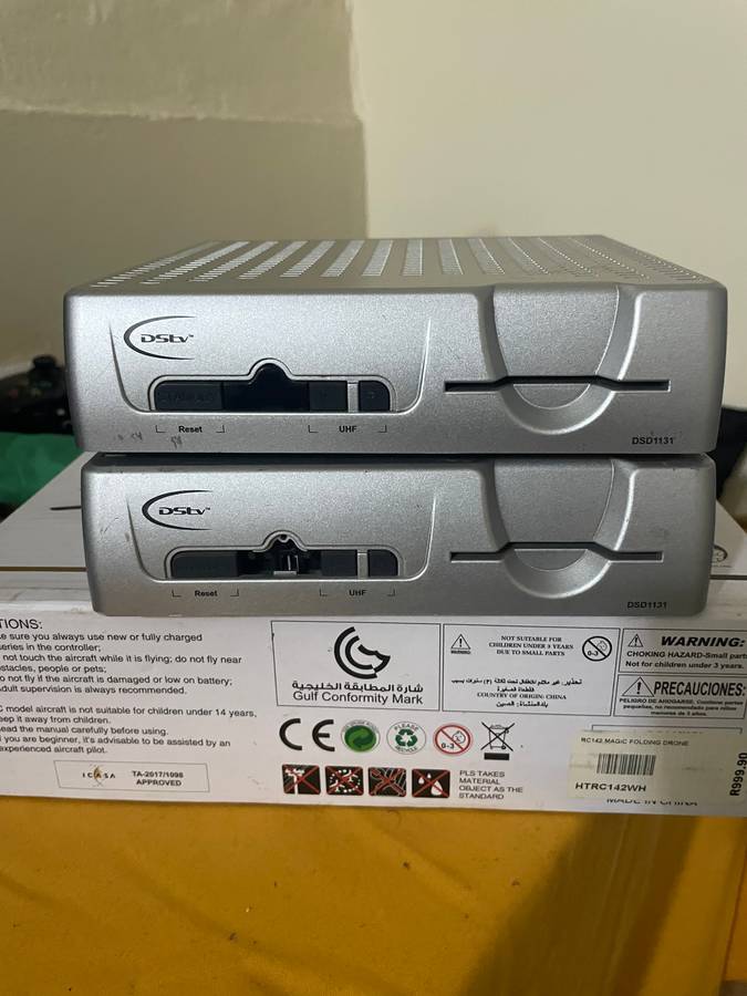 Dstv decoders and smart tv box