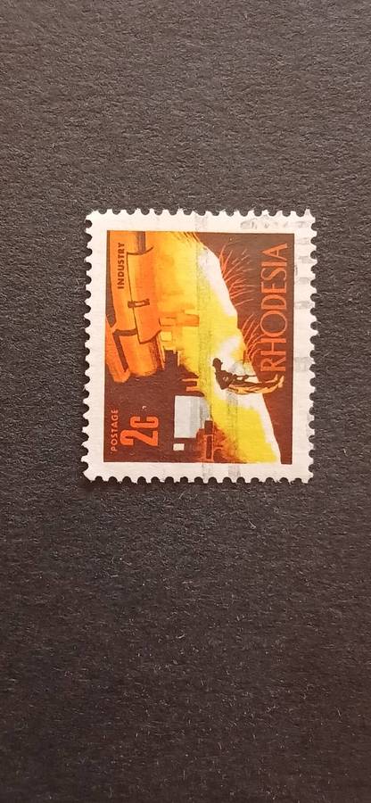 RHODESIA 1970 INDUSTRIAL DEVELOPMENT AND VIEWS OF THE COUNTRY