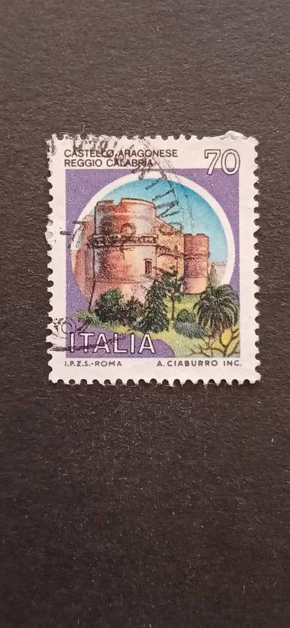 ITALY 1981 CASTLES