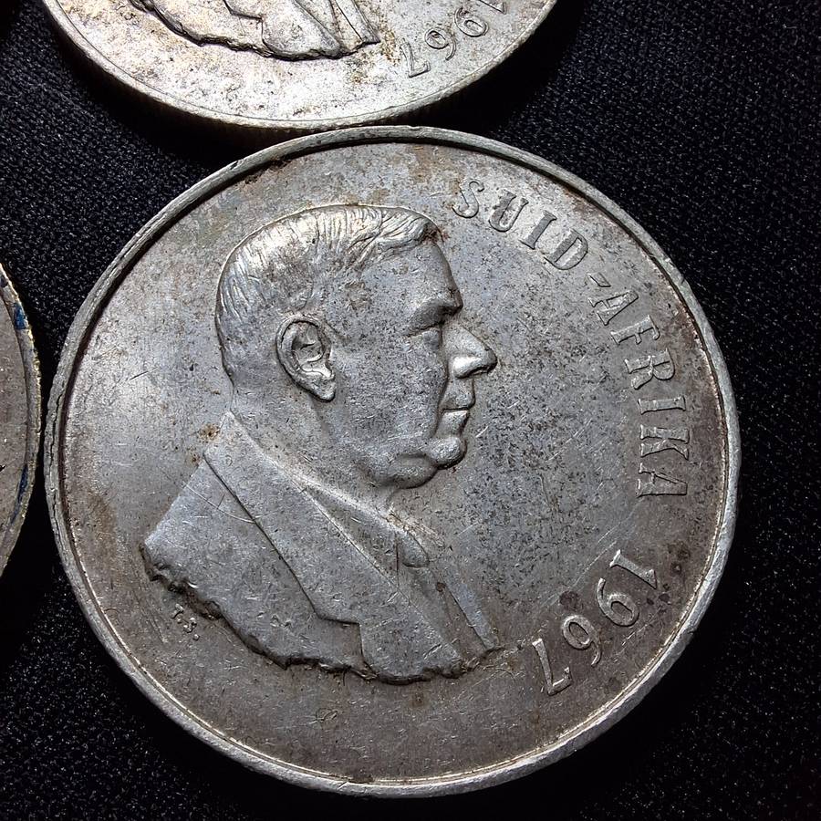 4 x 1967 uncirculated Silver R1 Coins