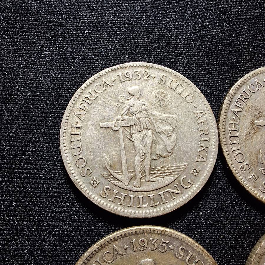 1932 - 1937 South Africa  1 Shilling Coins