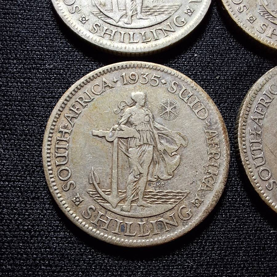 1932 - 1937 South Africa  1 Shilling Coins
