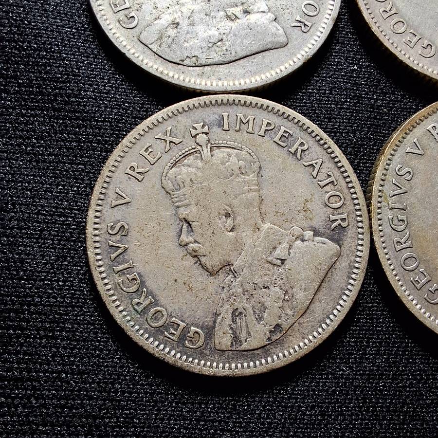 1932 - 1937 South Africa  1 Shilling Coins