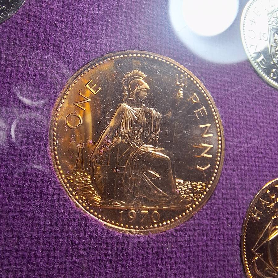 1970 Coinage of Great Britain & Northern Island in sealed capsule