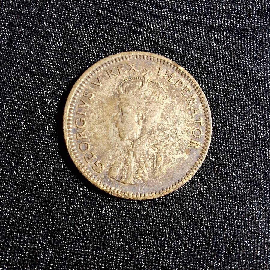 1932 6D Sixpence Silver South Africa Coin