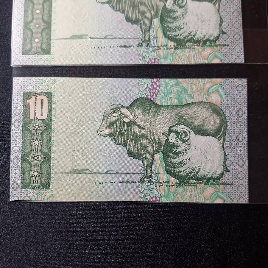3 x South Africa R10 Notes