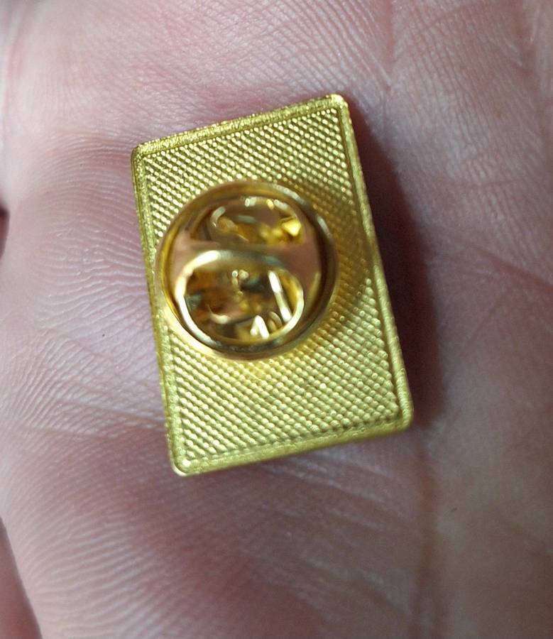 Small blazer Poppy pin Badge for Remembrance Day