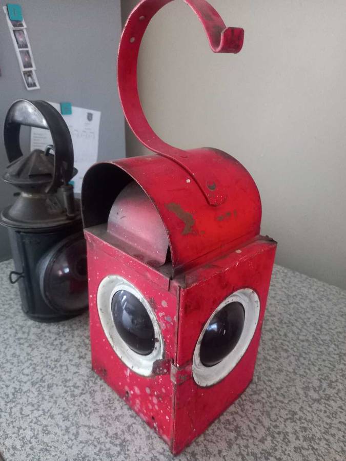 2x old vintage lamps working condition