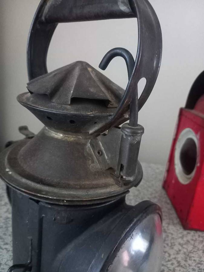 2x old vintage lamps working condition