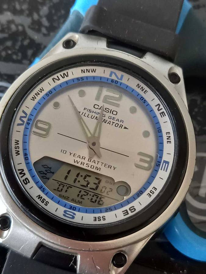 Vintage men's Casio Fishing Gear