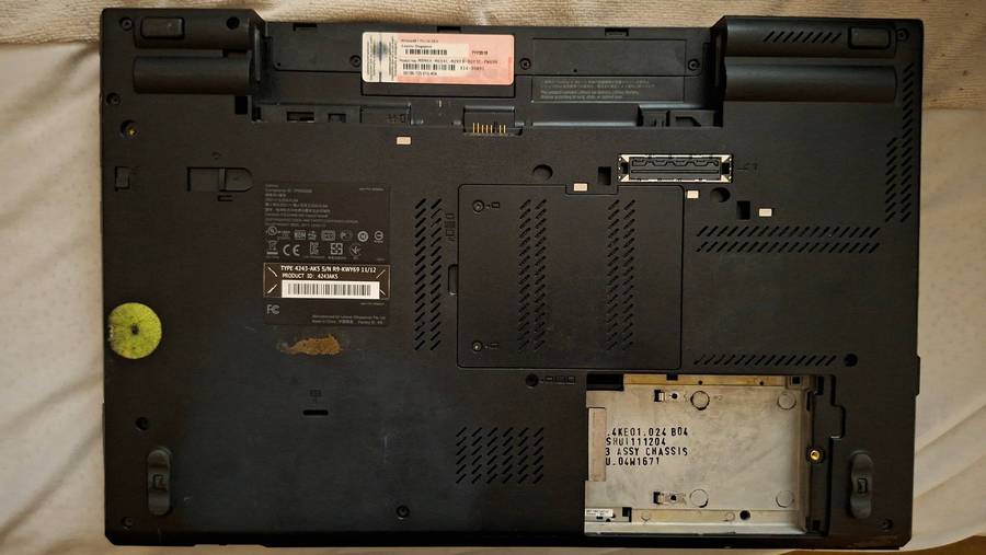 Lenovo t520 for spares or repair