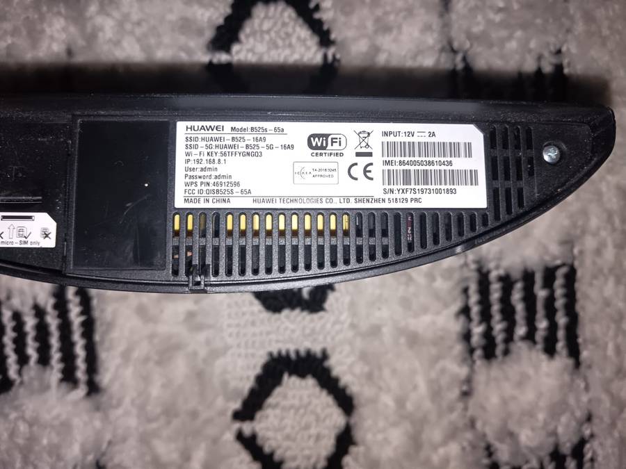 Huawei B525 4G LTE Cat 6 Wireless Router