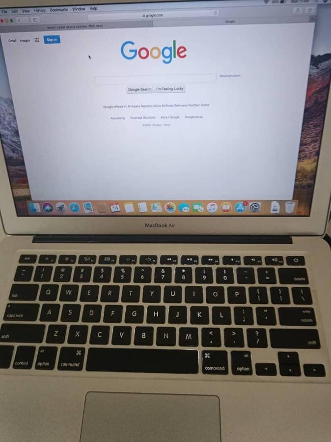 Macbook Air (13-inch,  2011 4GB) 121GB Silver