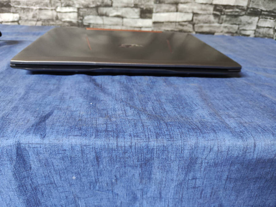 Asus ROG G752M Gaming Laptop**32GB DDR4 Ram**2 x NVME + 1TB HDD**