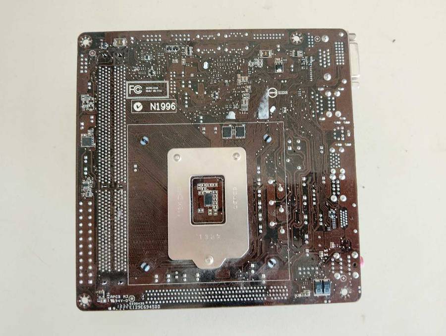 MSI B75 ITX Motherboard Combo**Intel Core i3**3GB Ram**