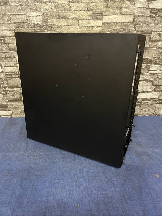 NZXT ATX Mid Tower**No Glass Side Panel**