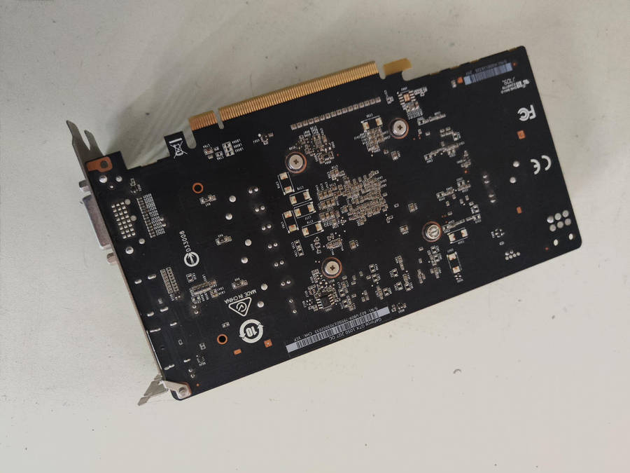 MSI GeForce GTX1050 2GT OC**2GB GDDR5**No external Power needed**