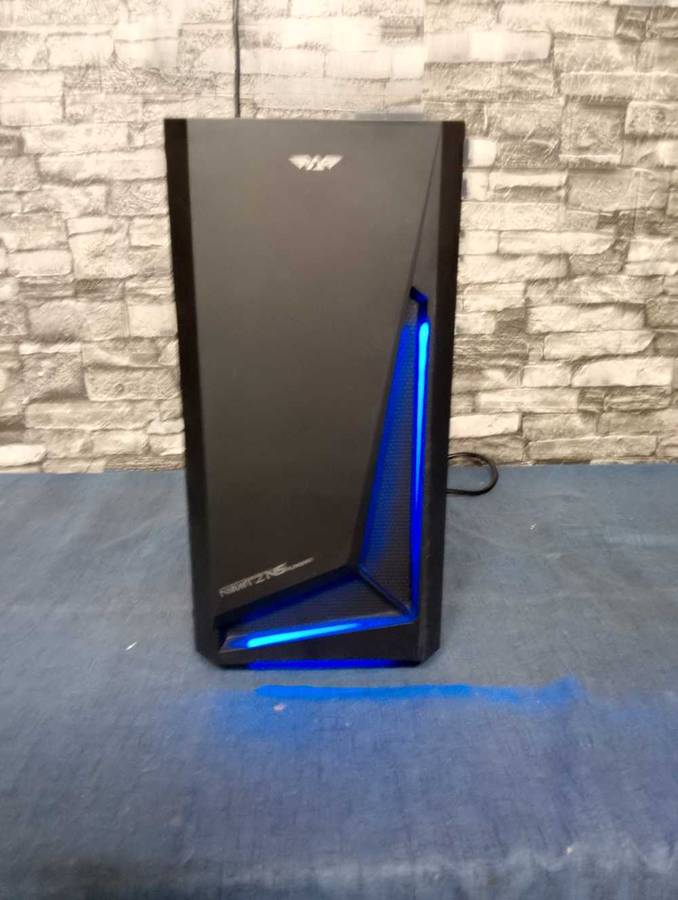 Intel Core i7 6700K Gaming PC**Zotac AMP GTX1070 8GB Graphics**16GB Ram*MSI SSD**