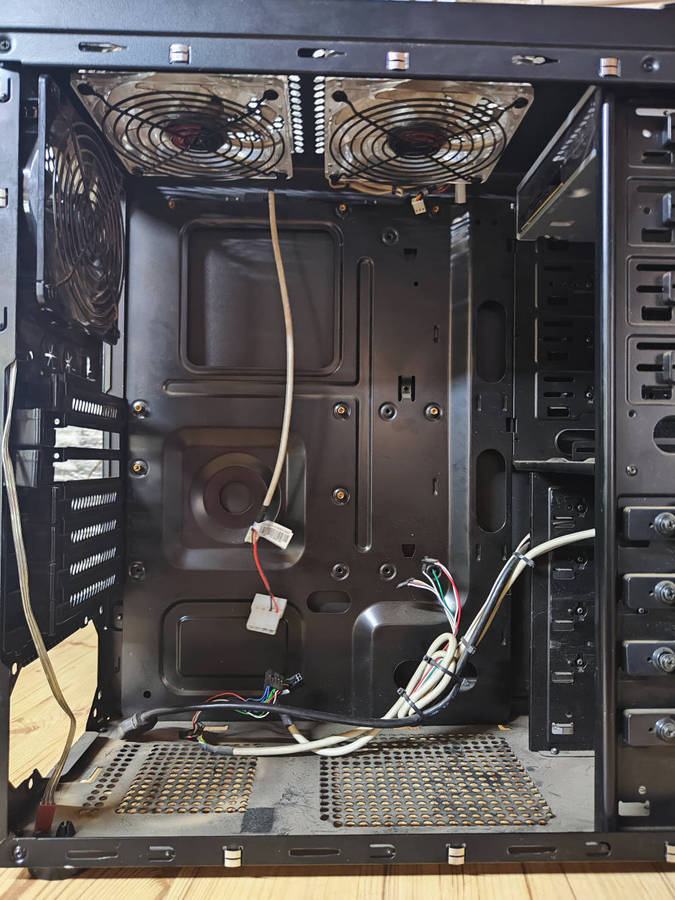 Aspire Gaming Case with 4 x 120mm Fans included