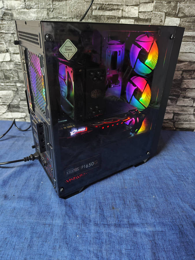 Gaming Beast**GTX1070 Ti 8GB Graphics**Core i5 6Cores**16GB DDR4 Gaming Ram