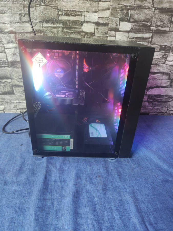 Intel Core i5 6500 PC**8GB Apacer Gaming Ram**SSD+HDD