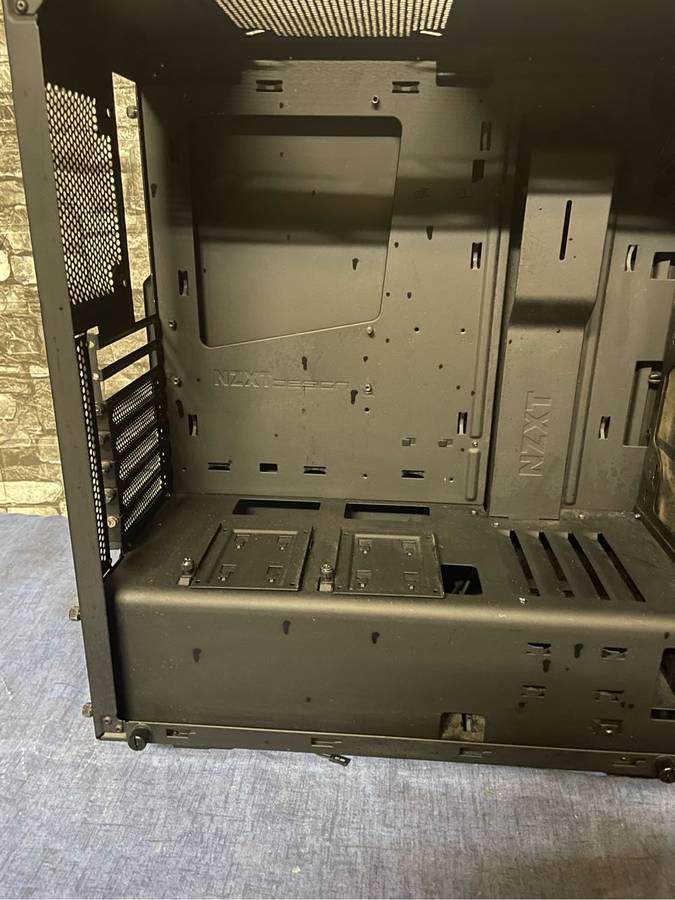 NZXT ATX Mid Tower**No Glass Side Panel**