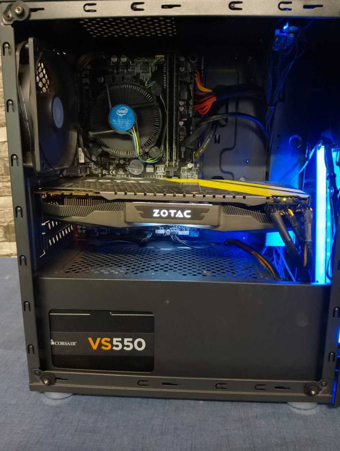 Intel Core i7 6700K Gaming PC**Zotac AMP GTX1070 8GB Graphics**16GB Ram*MSI SSD**