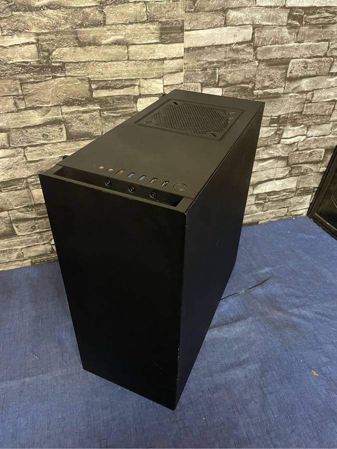 NZXT ATX Mid Tower**No Glass Side Panel**
