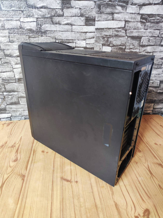 Aspire Gaming Case with 4 x 120mm Fans included